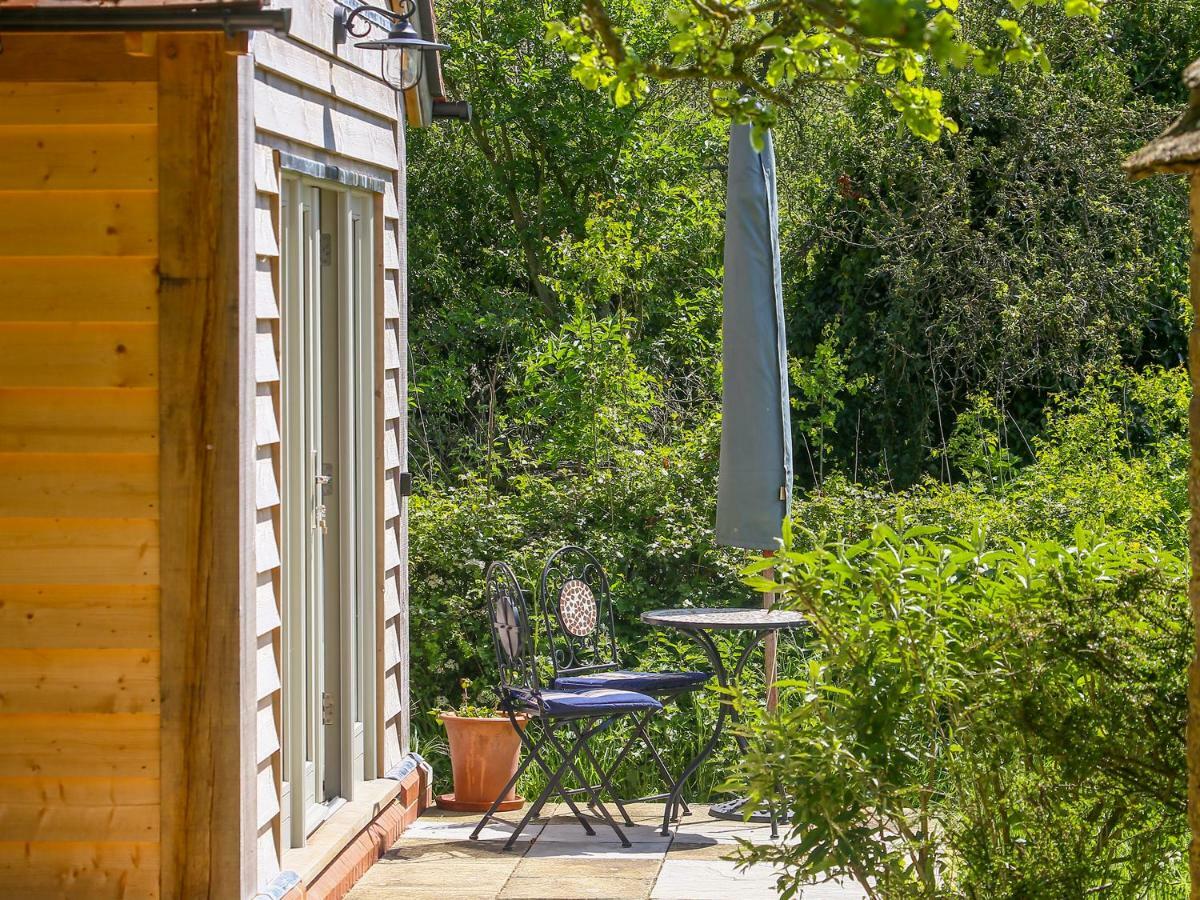 The Lodge At Mortons Malmesbury Eksteriør billede